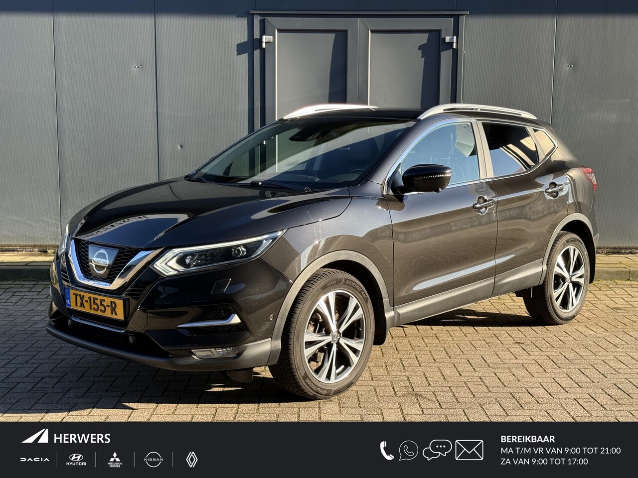 Nissan Qashqai - 1.2 Tekna + / Trekhaak ( 1200 kg trekgewicht) / Voorruit verwarming /  360 Graden Camera / - AutoWereld.nl