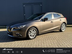 Mazda 3 - 3 2.0 TS+ / Navigatie / Cruise Control / Airco / Bi-Xenon Koplampen / Sensoren Achter / St