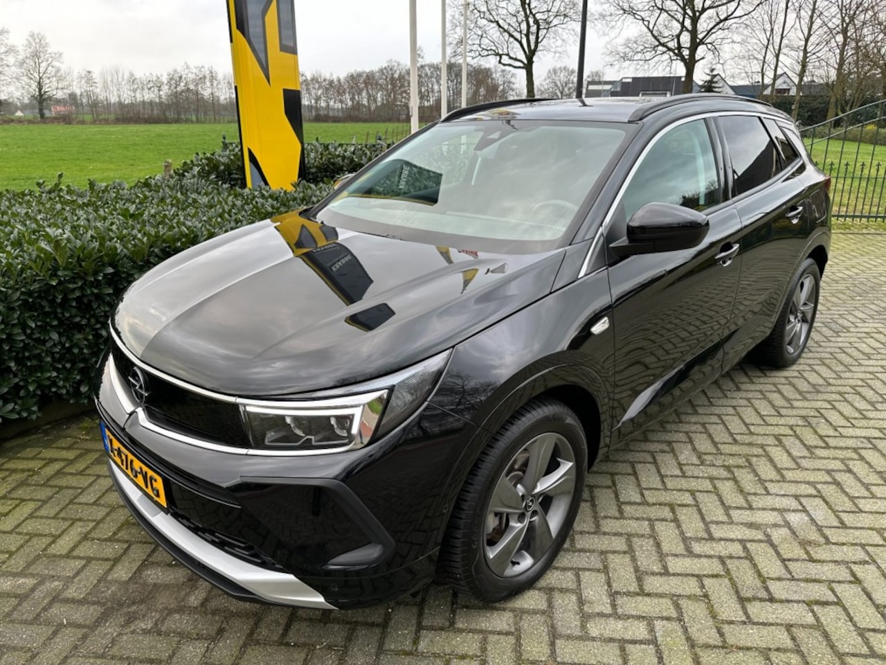 Opel Grandland - 1.6 Turbo Hybrid 4x4 Ultimate 1.6 Turbo Hybrid 4x4 Ultimate - AutoWereld.nl