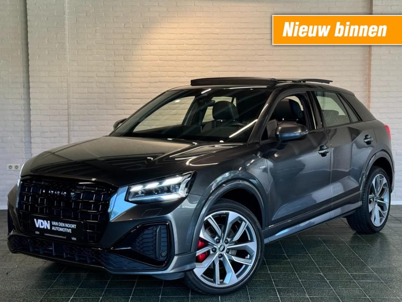 Audi Q2 - 35 TFSI S-Line Black Pano BenO Virtual Camera Carplay ACC 19'' - AutoWereld.nl