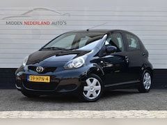 Toyota Aygo - 1.0-12V Comfort * NIEUWE APK KEURING * 5 DEURS