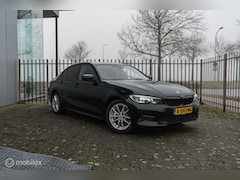 BMW 3-serie - 330e eDrive | Rijklaar