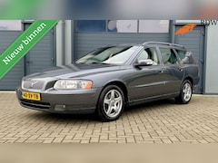 Volvo V70 - 2.4D 5 Cilinder Edition | AUTOMAAT | Trekhaak | Panoramadak | Cruise Control | Goed Onderh