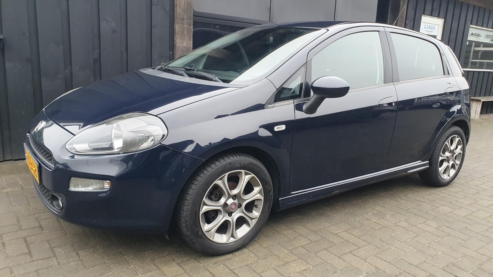 Fiat Punto Evo - 1.3 M-Jet Lounge *CLIMATRONIC* - AutoWereld.nl