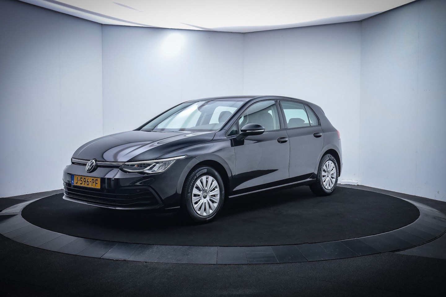 Volkswagen Golf - 8 1.0TSI CONNECTED FULL LED/DIGIDASH/CARPLAY/LANE ASSIST/CLIMA/BLUETOOTH - AutoWereld.nl