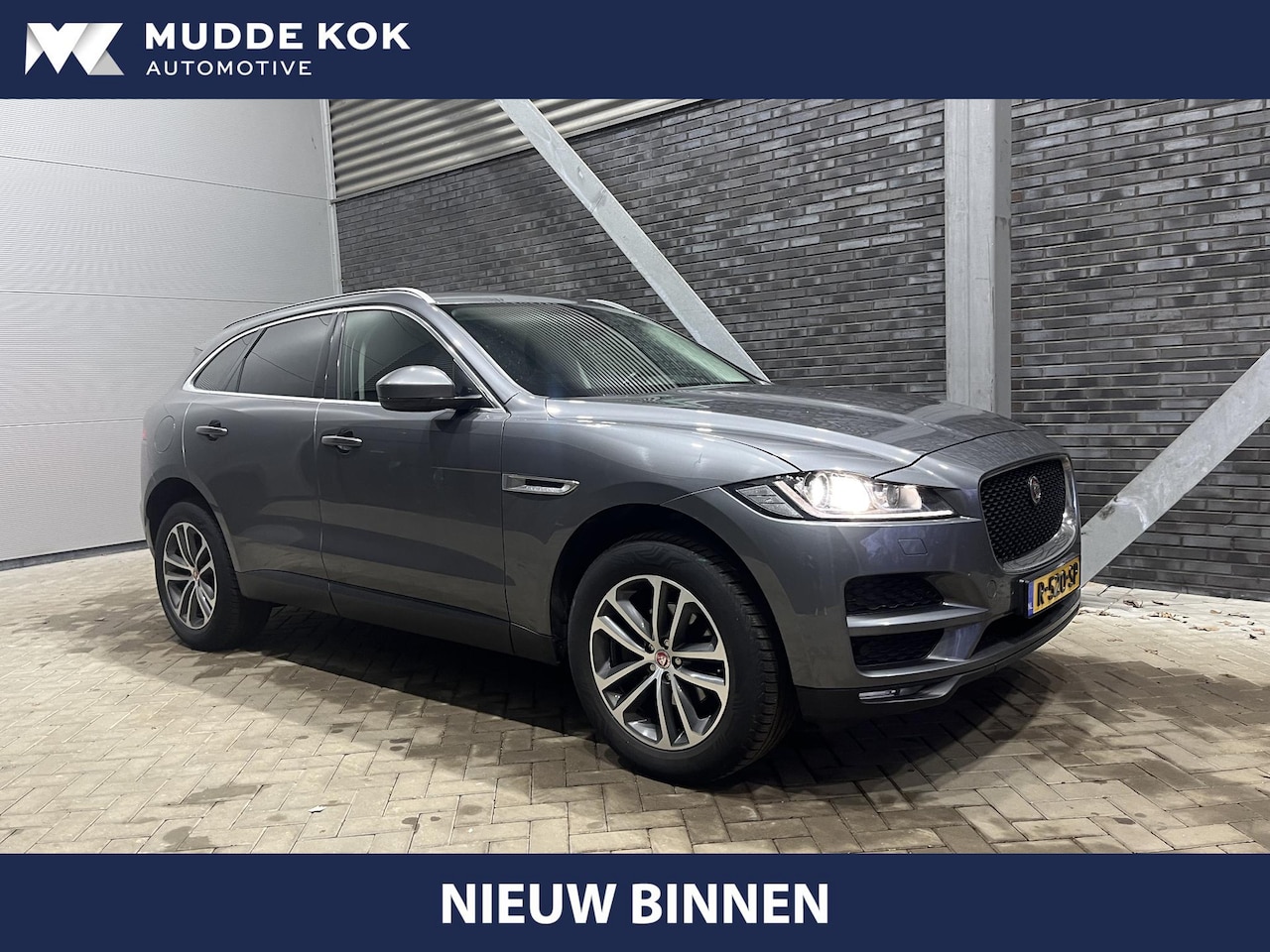 Jaguar F-Pace - 2.0 Prestige AWD 25d | Automaat | Leder | BLIS | Camera | Getint Glas | 19 Inch - AutoWereld.nl