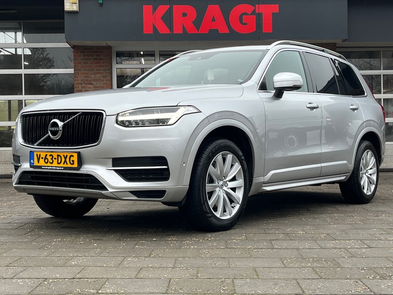 Volvo XC90 - 2.0 D4 Automaat (8)Grijs kenteken|EURO6/adaptieve cruise control|airconditioning|apple car - AutoWereld.nl