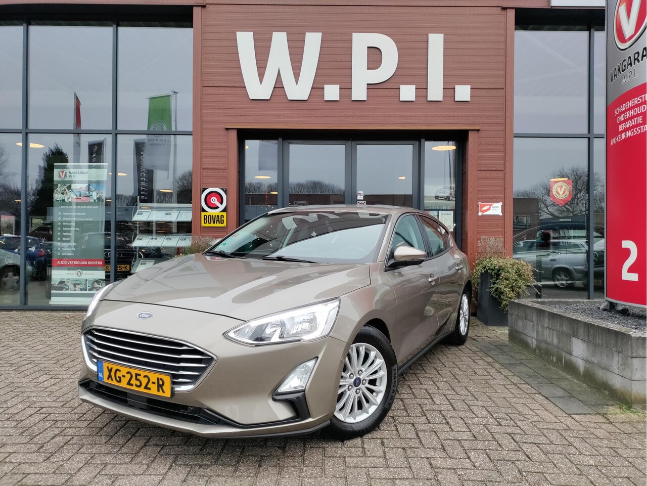 Ford Focus - 1.0 EcoBoost Titanium Business 1.0 EcoBoost Titanium Business - AutoWereld.nl