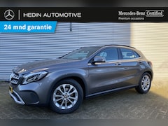 Mercedes-Benz GLA-Klasse - GLA 180 Automaat Business Solution Plus | Panoramadak | Keyless-Go | Stoelverwarming | Cam