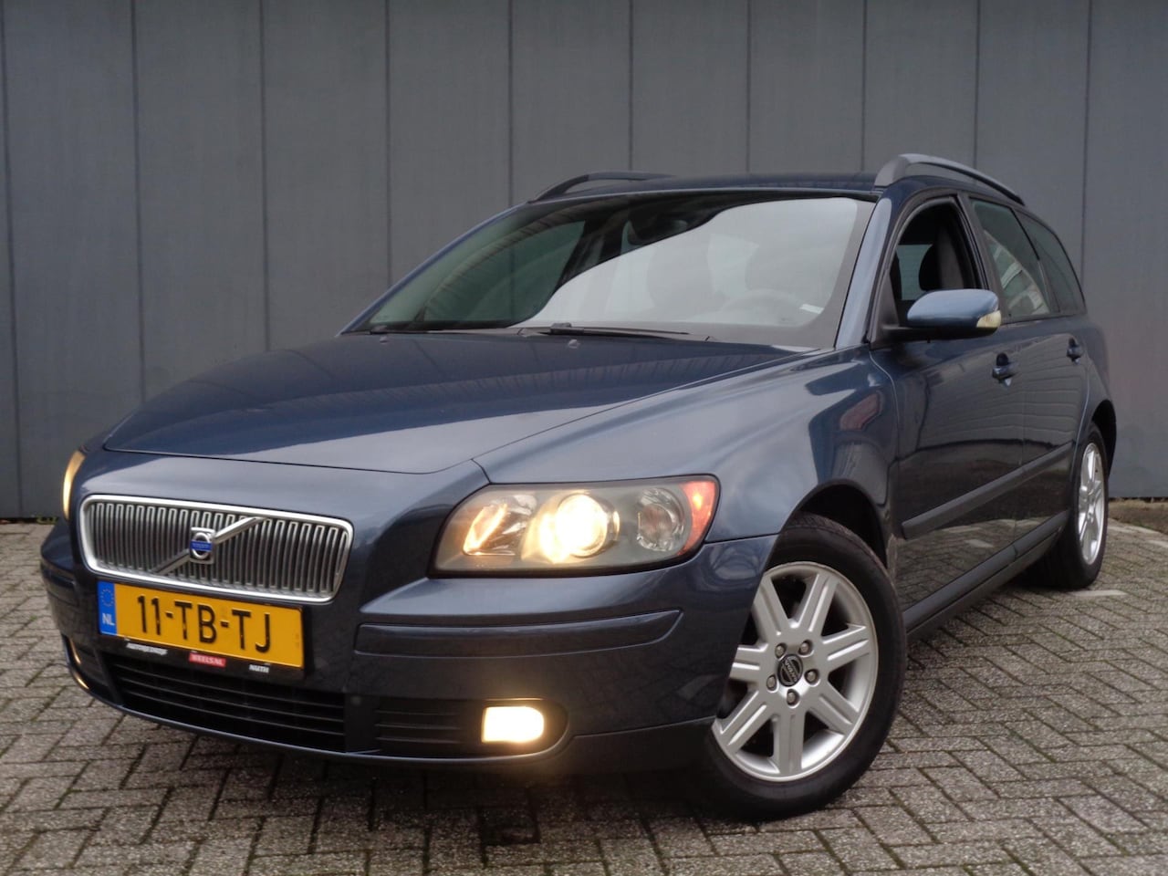 Volvo V50 - 1.8 Elan 1eigenaar,onderhoudsboekje - AutoWereld.nl