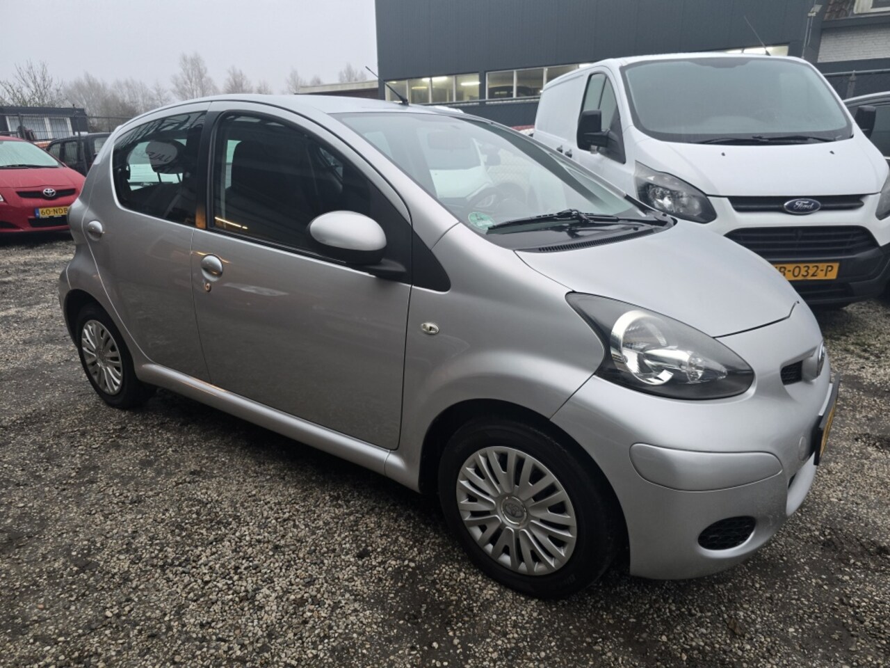 Toyota Aygo - 1.0-12V Cool 1.0-12V Cool - AutoWereld.nl