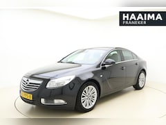 Opel Insignia - 1.6 T Edition 4 Deurs 180pk | Navigatie | AGR Stoelen | Wegklapbare Trekhaak | 18" Lichtme