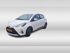 Toyota Yaris - 1.5 Hybrid Design | Camera | Clima | 15'' Lichtmetaal | Bluetooth Rijstrooksensor | Led |