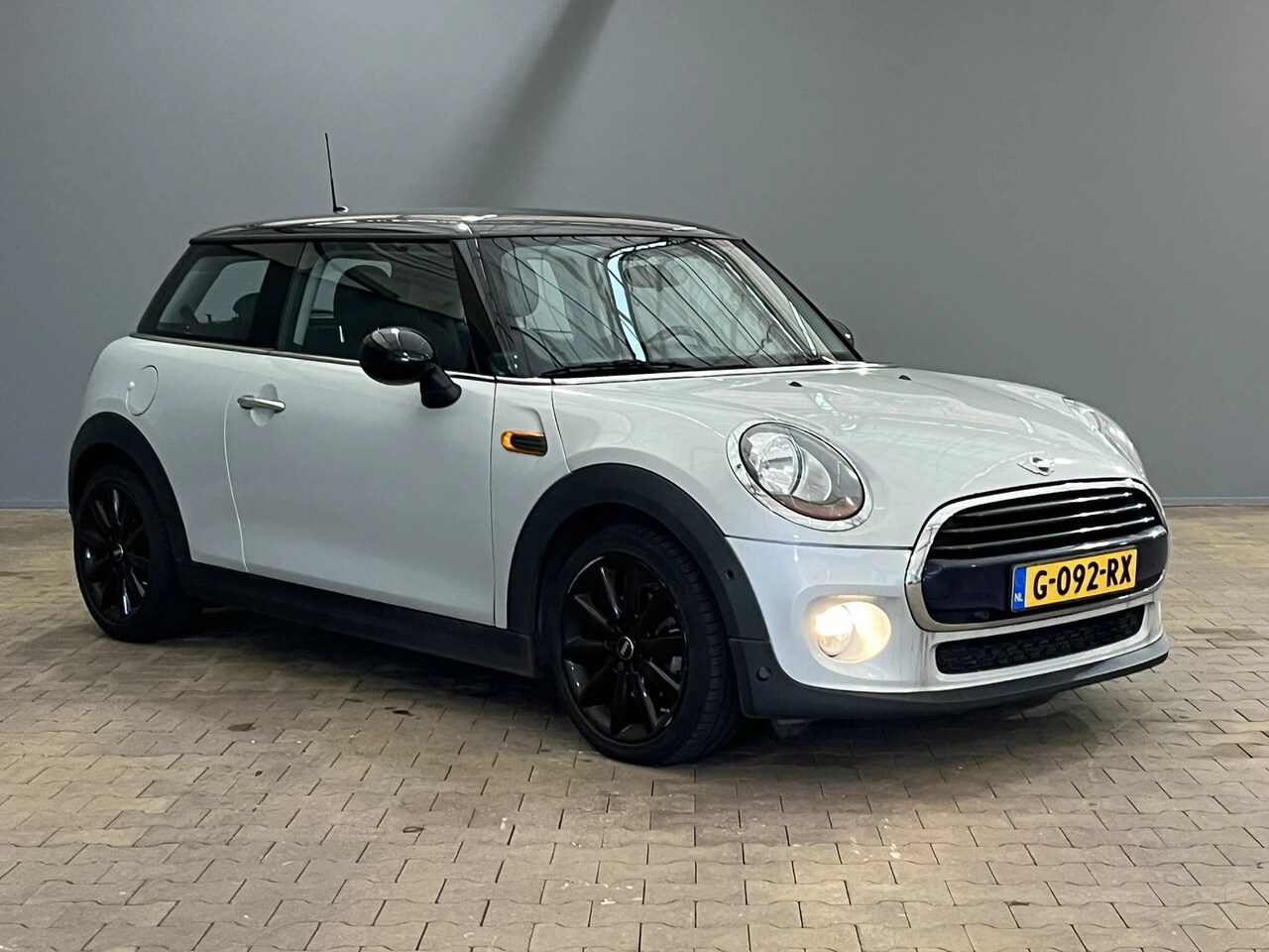 MINI Cooper - Mini 1.5 Chili - AutoWereld.nl