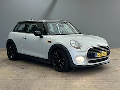 MINI Cooper - 1.5 Chili | Led | Stoelverwarming | Cruise | Lmv 17'' | Pdc V+A |