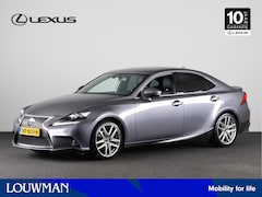 Lexus IS - 300h F-Sport Line | Navigatie | Elek verstelbare voorstoelen | Parkeersensoren | Stoelverw