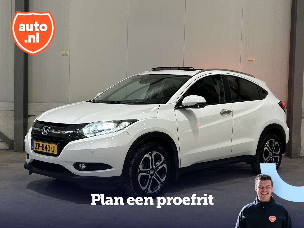 Honda HR-V - 1.5 i-VTEC Executive | Trekhaak | Panoramadak | Keyless | Camera | LED | NAV | - AutoWereld.nl