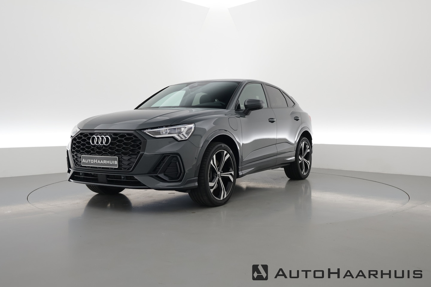 Audi Q3 Sportback - 45 TFSI e S Edition 245pk | Navi | 360cam | Elek. Trekhaak | Adapt. Cruise | 20'' | Keyles - AutoWereld.nl