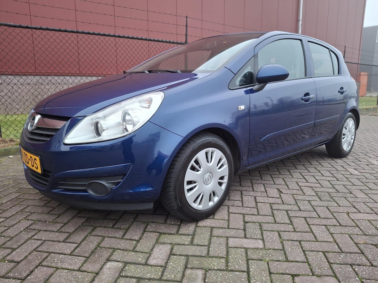 Opel Corsa - 1.4-16V Business 1.4-16V Business - AutoWereld.nl