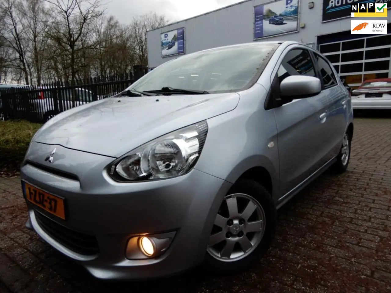 Mitsubishi Space Star - 1.0 Bright NU VOOR 5250,00 - AutoWereld.nl