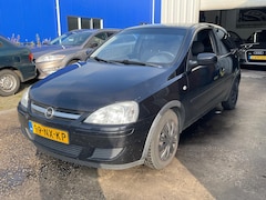 Opel Corsa - 1.2-16V Enjoy Lekke kop pakking Elek. ramen / Elek. spiegels / Airco / 3 drs