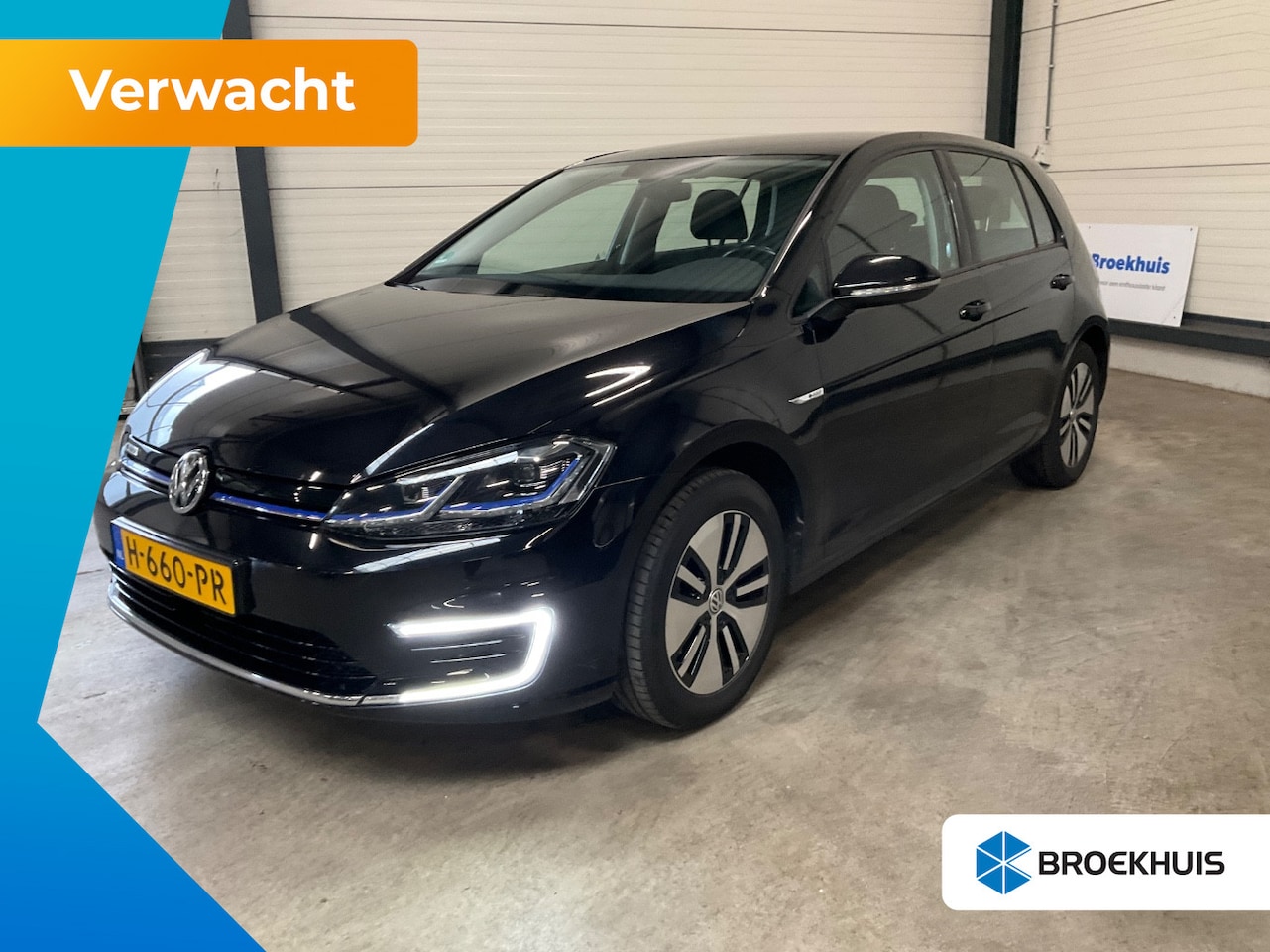 Volkswagen e-Golf - | Warmtepomp | Led koplampen | Navigatie | E-DITION - AutoWereld.nl