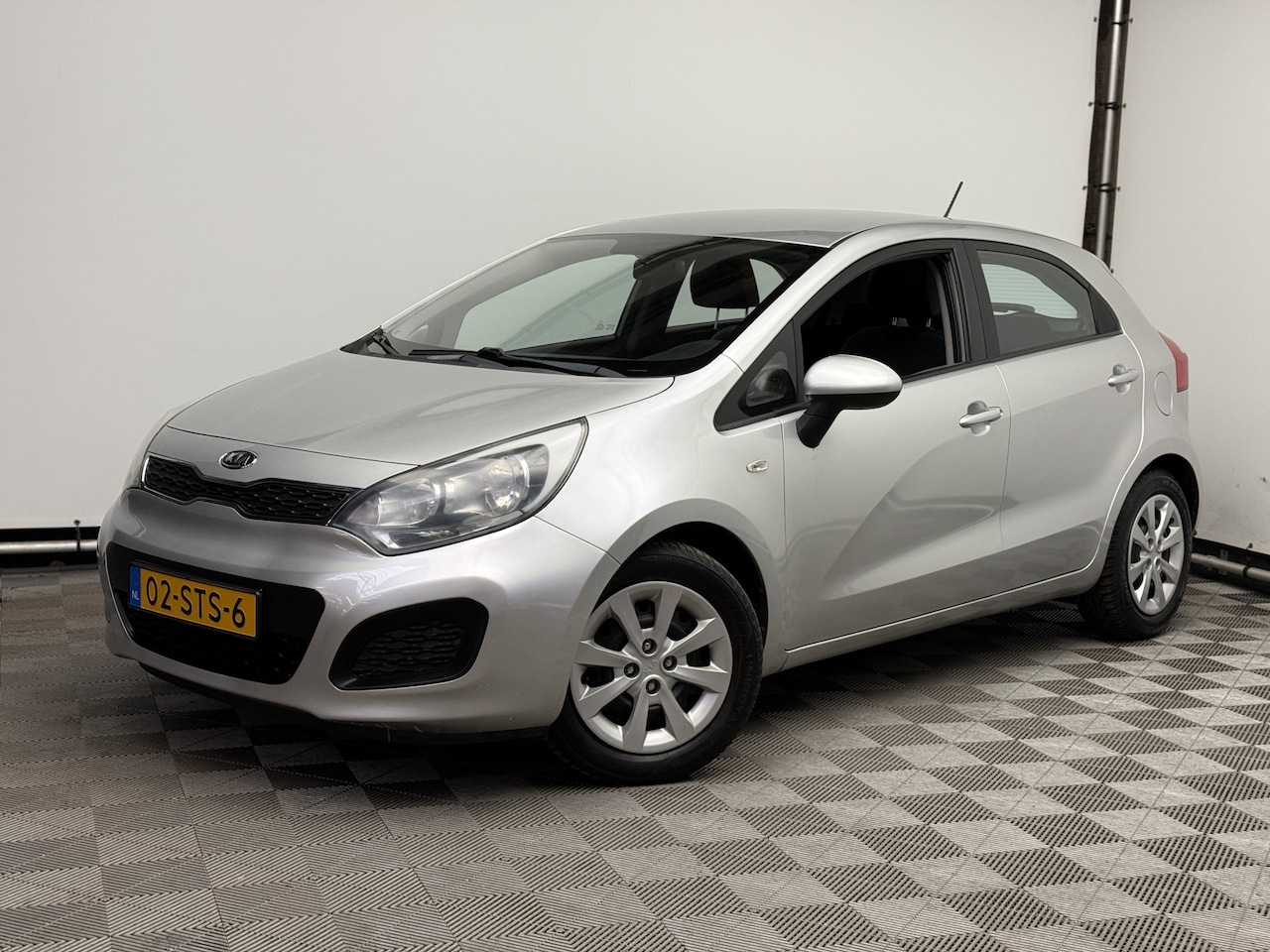 Kia Rio - 1.2 CVVT Comfort Pack 5-drs Airco NL Auto - AutoWereld.nl