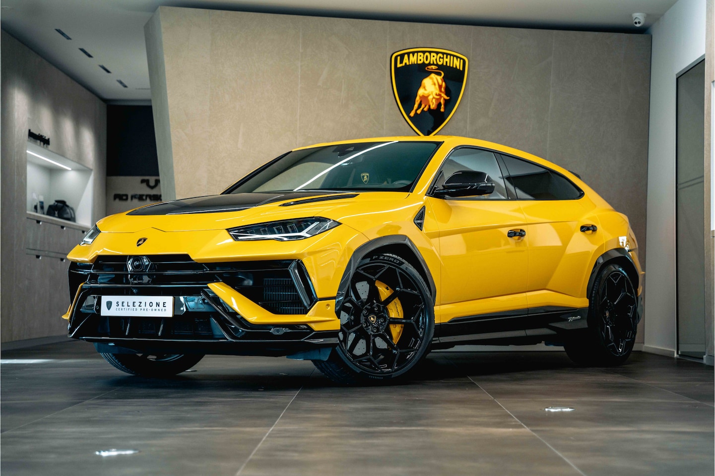 Lamborghini Urus - Performante I Full PPF I Giallo Inti - AutoWereld.nl