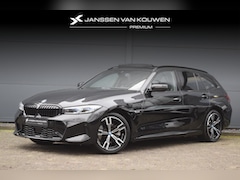 BMW 3-serie Touring - 320e / HUD / M-Sport / Panoramadak