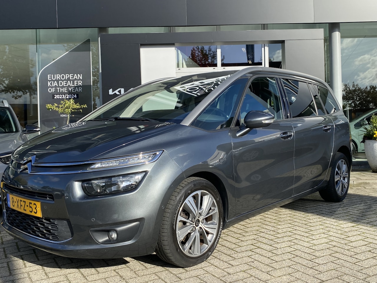 Citroën Grand C4 Picasso - 1.6 THP Intensive // 7 Persoons // Trekhaak // Navigatie // Dodehoek det. // 17inch // Par - AutoWereld.nl