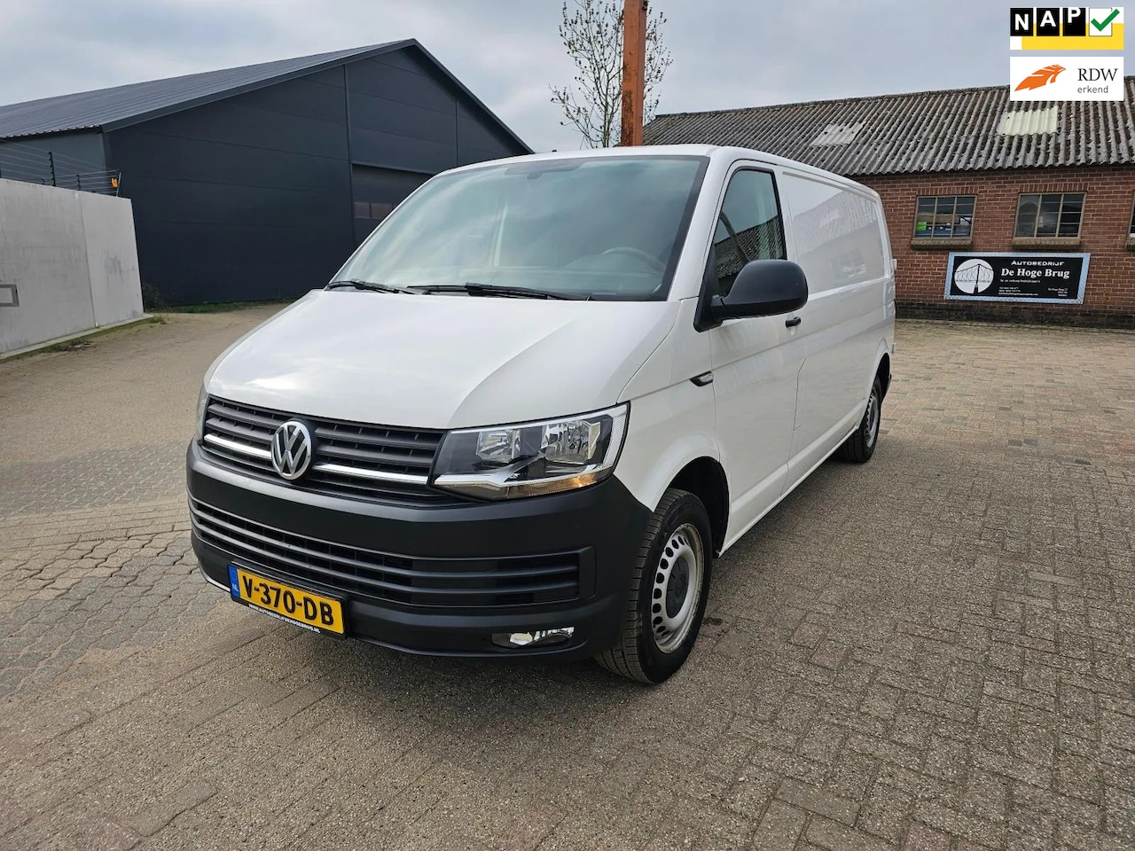 Volkswagen Transporter - 2.0 TDI L2H2 Comfortline 2.0 TDI L2H2 Comfortline - AutoWereld.nl