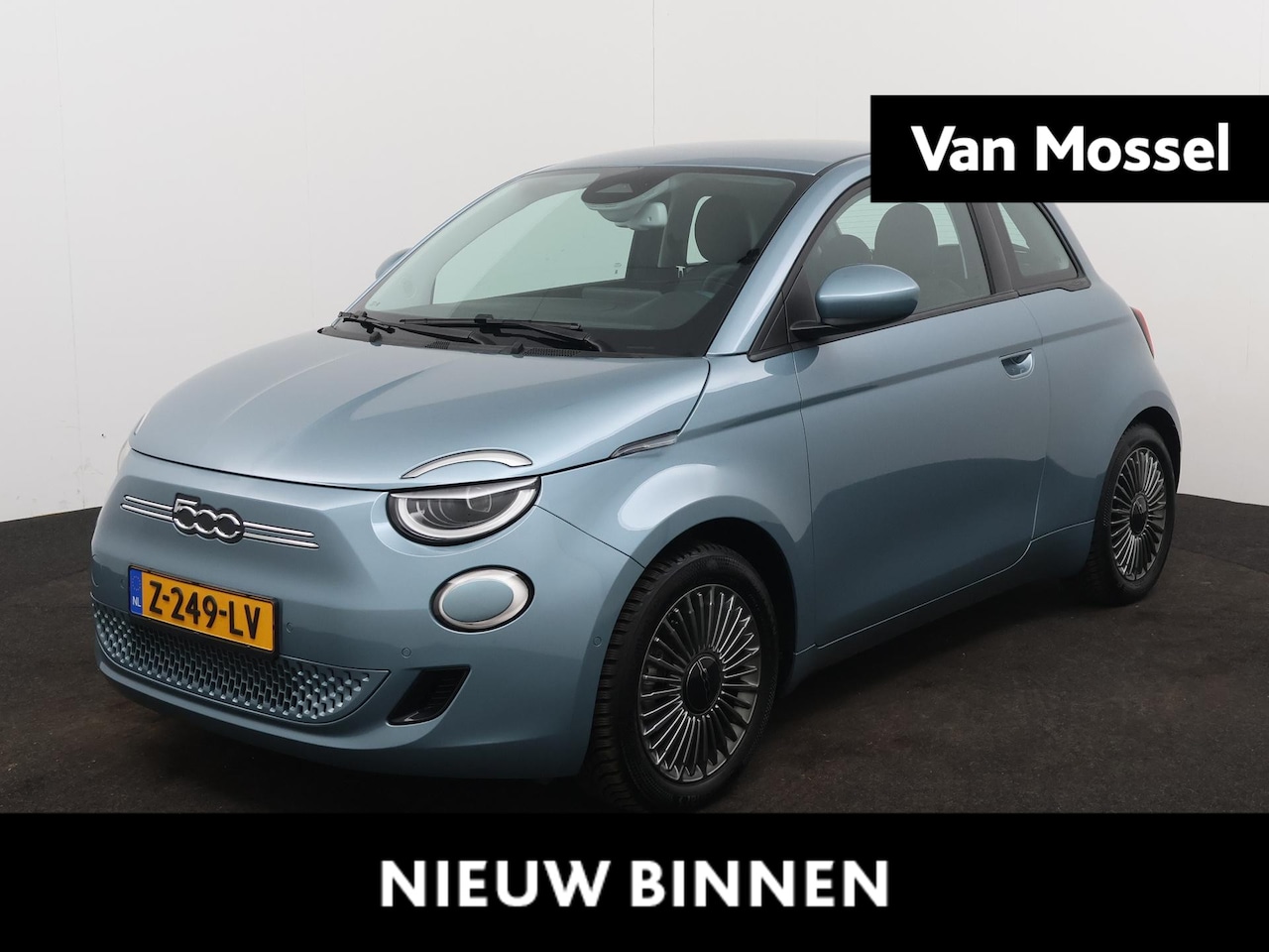 Fiat 500 - ICON 42 kWh | Navigatie | Parkeersensoren voor + achter | Stoelverwarming | Camera | Apple - AutoWereld.nl