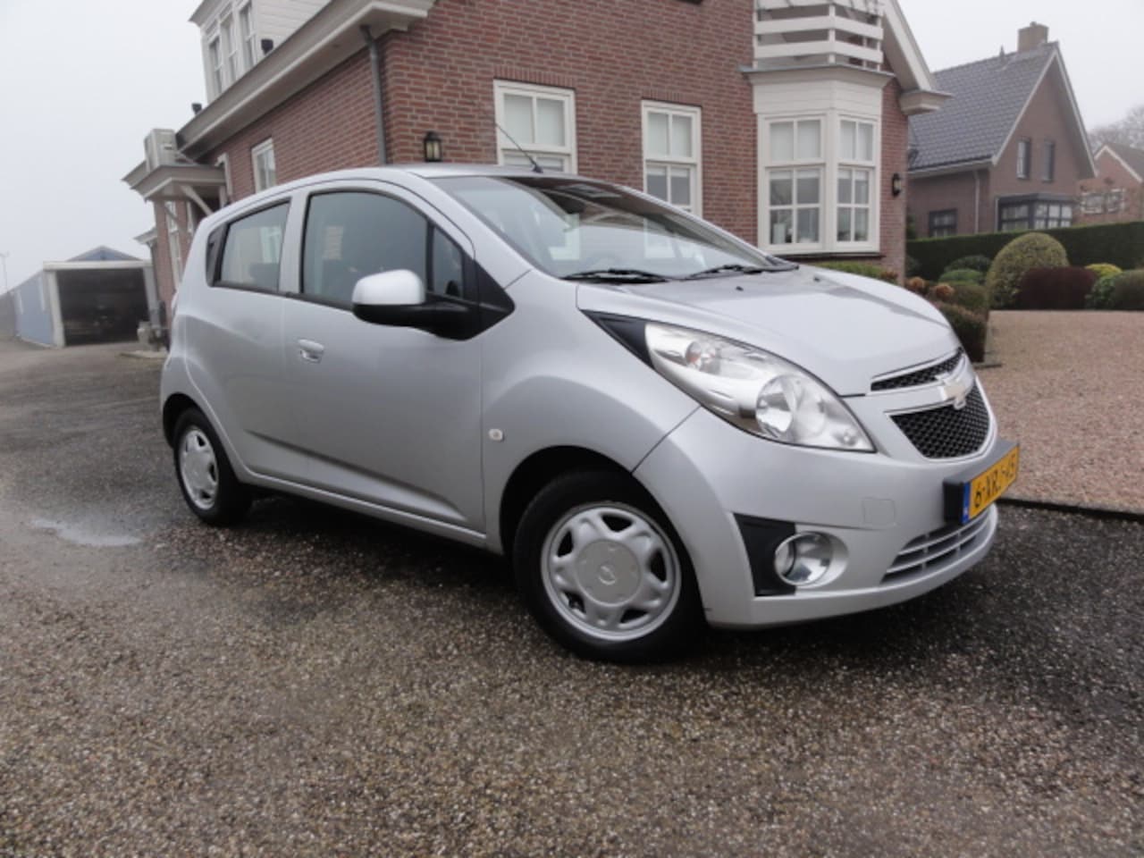 Chevrolet Spark - 1.0 16V LS AIRCO TREKHAAK - AutoWereld.nl