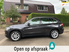 BMW X5 - XDrive40e iPerformance 313 PK Aut luchtvering leder xenon navigatie