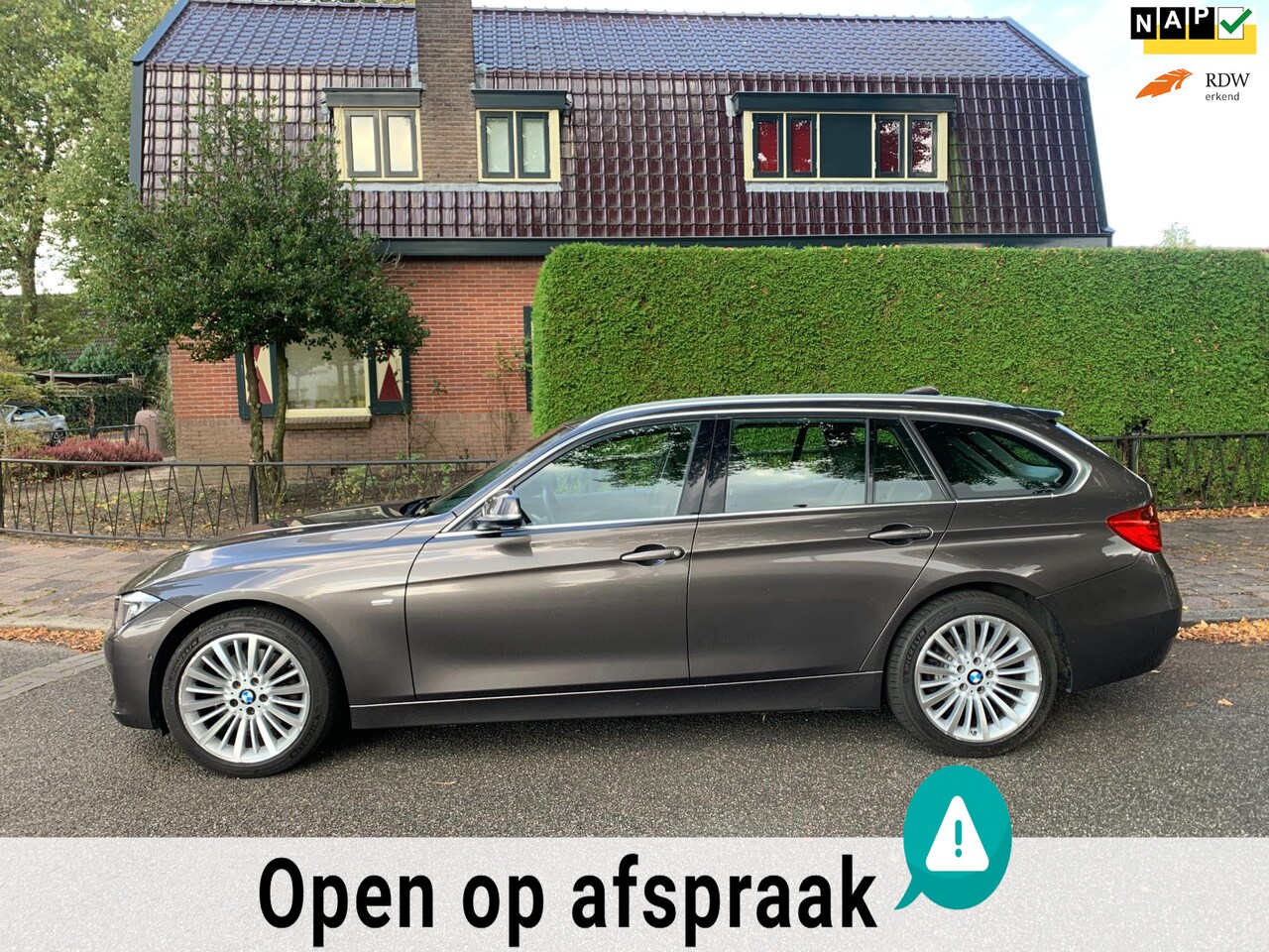 BMW 3-serie Touring - 328i XDrive 245PK leder navigatie keyless camera PDC - AutoWereld.nl