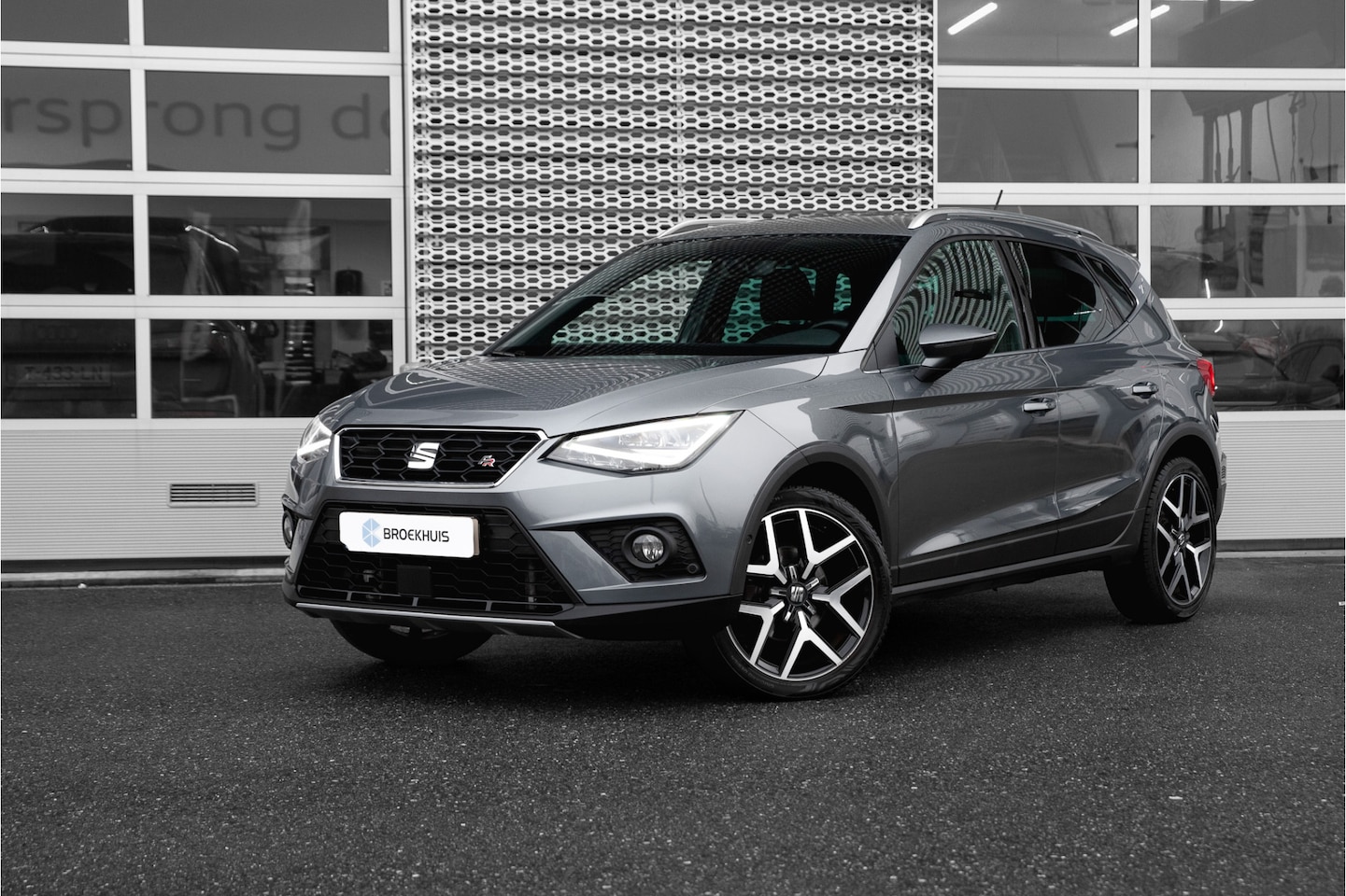 Seat Arona - 1.0TSI FR | Trekhaak | All season banden | Camera | - AutoWereld.nl