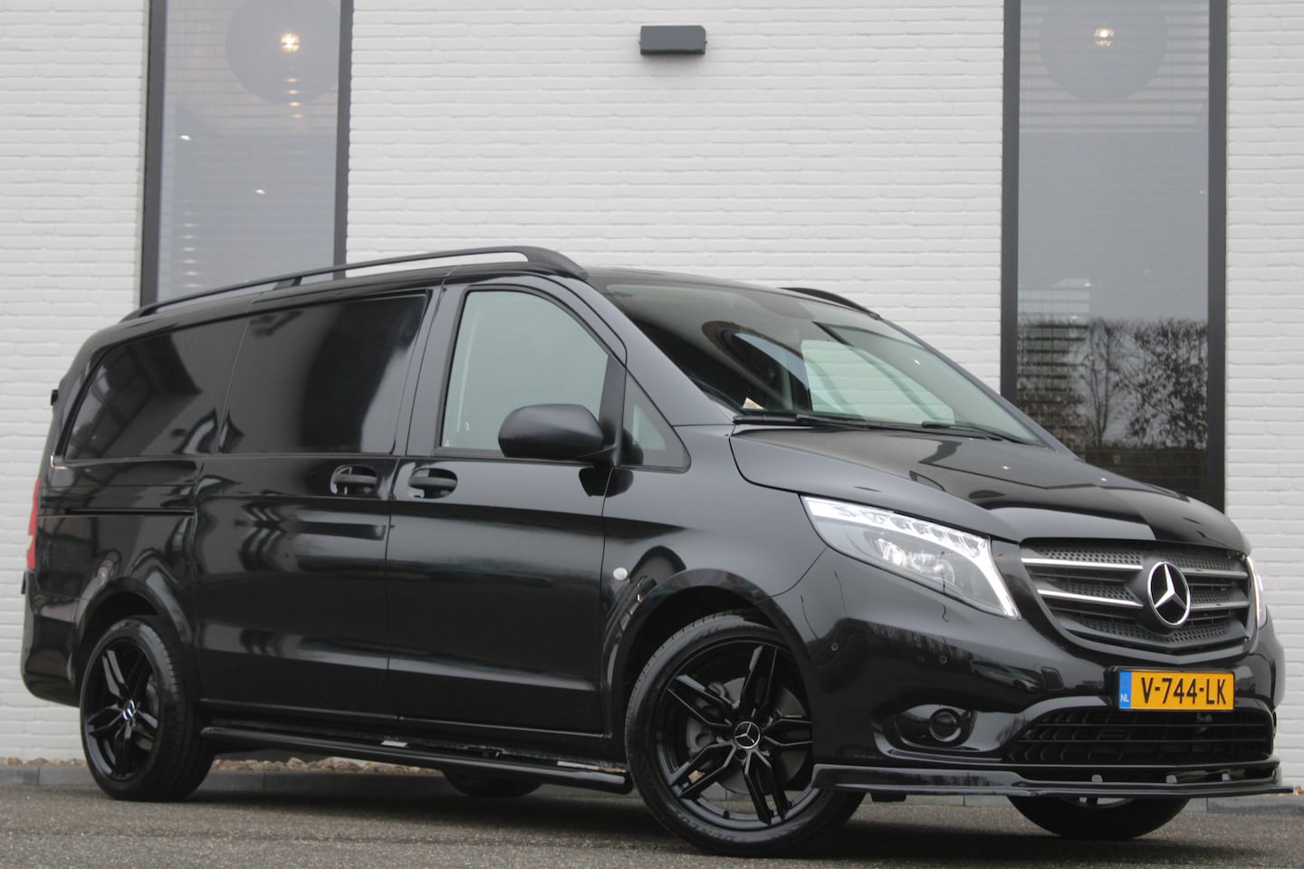 Mercedes-Benz Vito - 119 CDI Aut / Lang / Led-Xenon / Achterdeuren / Navi / Camera / Nette Staat. - AutoWereld.nl