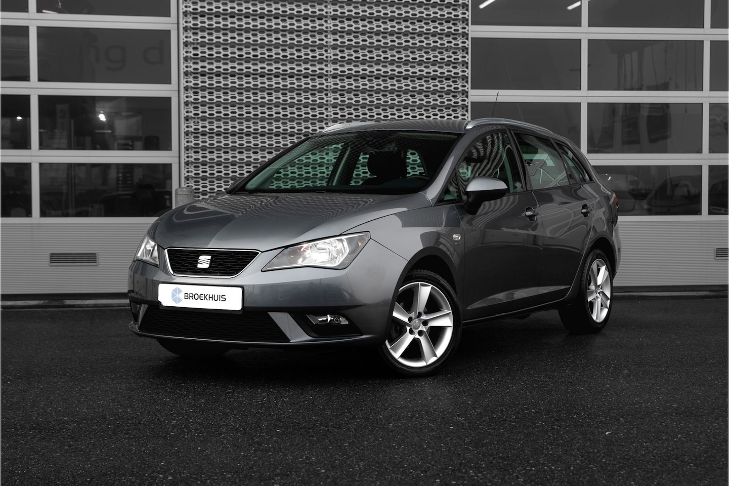 Seat Ibiza ST - 1.2TSI 105pk Style | Trekhaak | - AutoWereld.nl