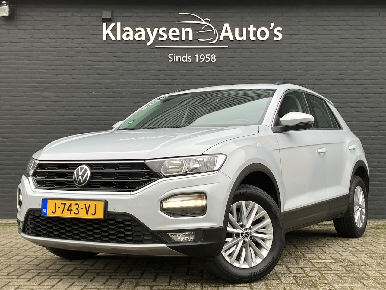 Volkswagen T-Roc - 1.0 TSI Style 116 pk | dealer onderhouden | adaptieve cruise | airco | rij assistentie | p - AutoWereld.nl