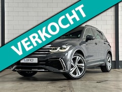 Volkswagen Tiguan - 1.5 TSI R-Line | Pano Trekh IQ.Lights 360° Cam ACC Sfeer HuD CarPlay