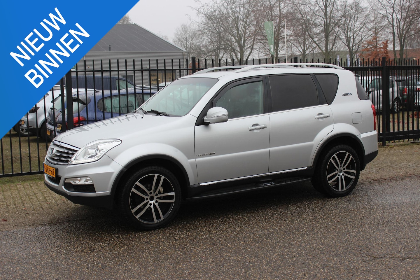 SsangYong Rexton - RX 200 e-XDI Sapphire RX 200 e-XDI Sapphire - AutoWereld.nl