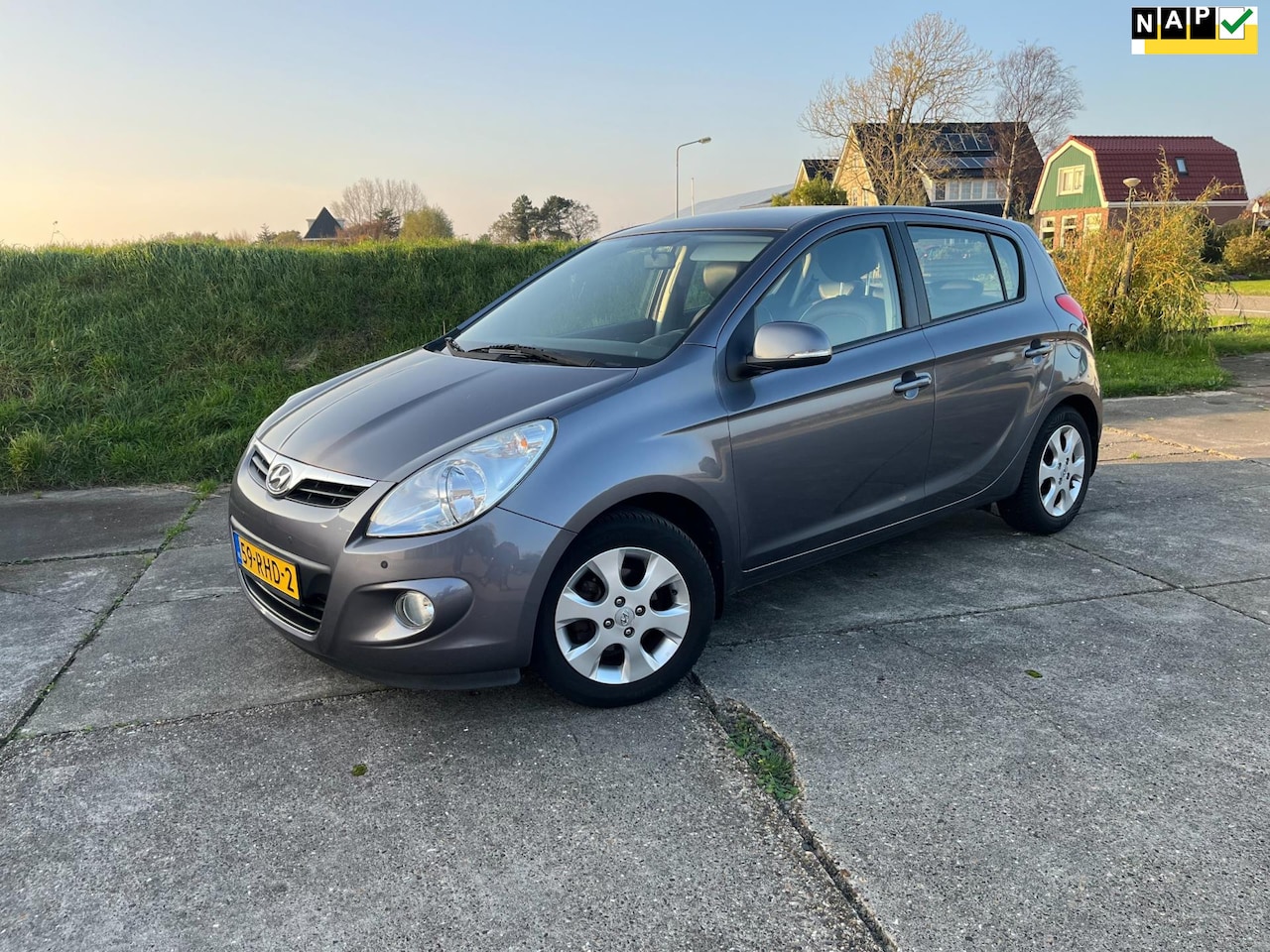 Hyundai i20 - 1.4i i-Catcher Climate - AutoWereld.nl