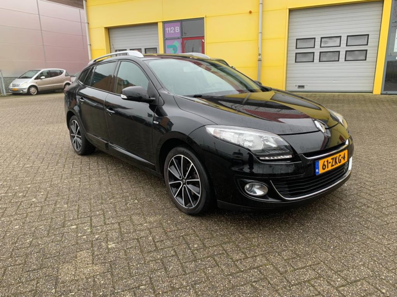 Renault Mégane Estate - 1.5 dCi Bose Zwart 2012 Airco Navi - AutoWereld.nl