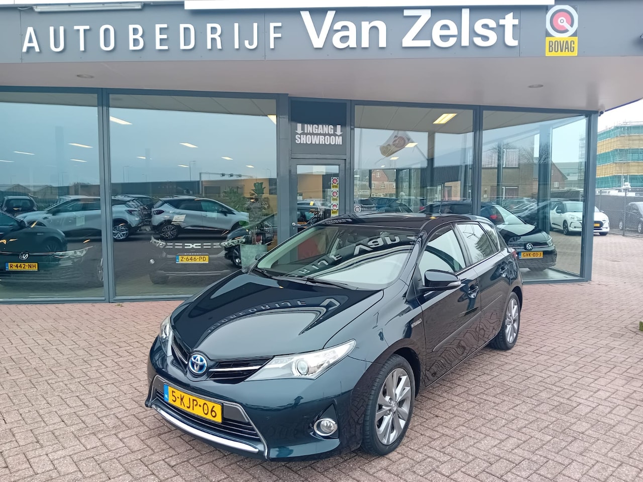 Toyota Auris - 1.8 Hybrid Dynamic Automaat, Airco(automatisch), Multimedia systeem, Bluetooth, Navigatie, - AutoWereld.nl