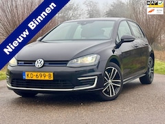 Volkswagen Golf - 1.4 TSI GTE Connected Series Clima Navi PDC BTW Dealer Onderhouden NAP