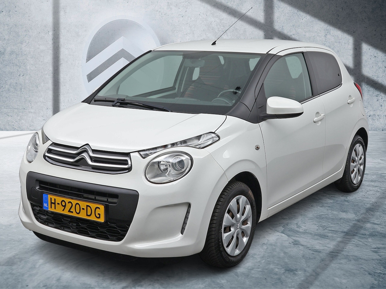 Citroën C1 - 1.0 VTi Feel | Rijklaar | Extra getint glas | Airco | - AutoWereld.nl