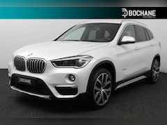 BMW X1 - sDrive20i | 192PK | 1e Eigenaar| Dealeronderhouden| Parel Wit Metallic| LED Koplampen|