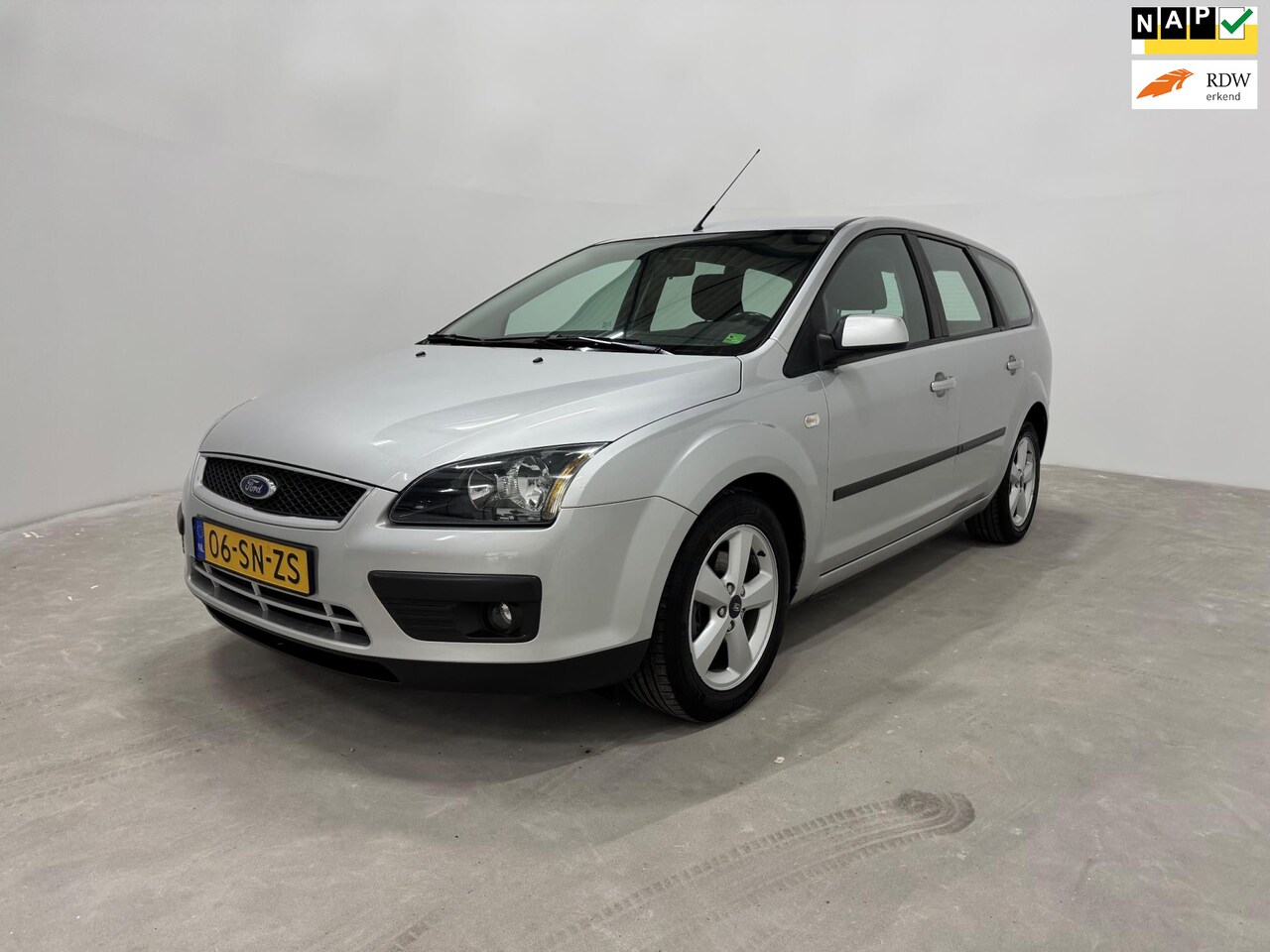 Ford Focus Wagon - 1.6-16V Futura 1.6-16V Futura - AutoWereld.nl