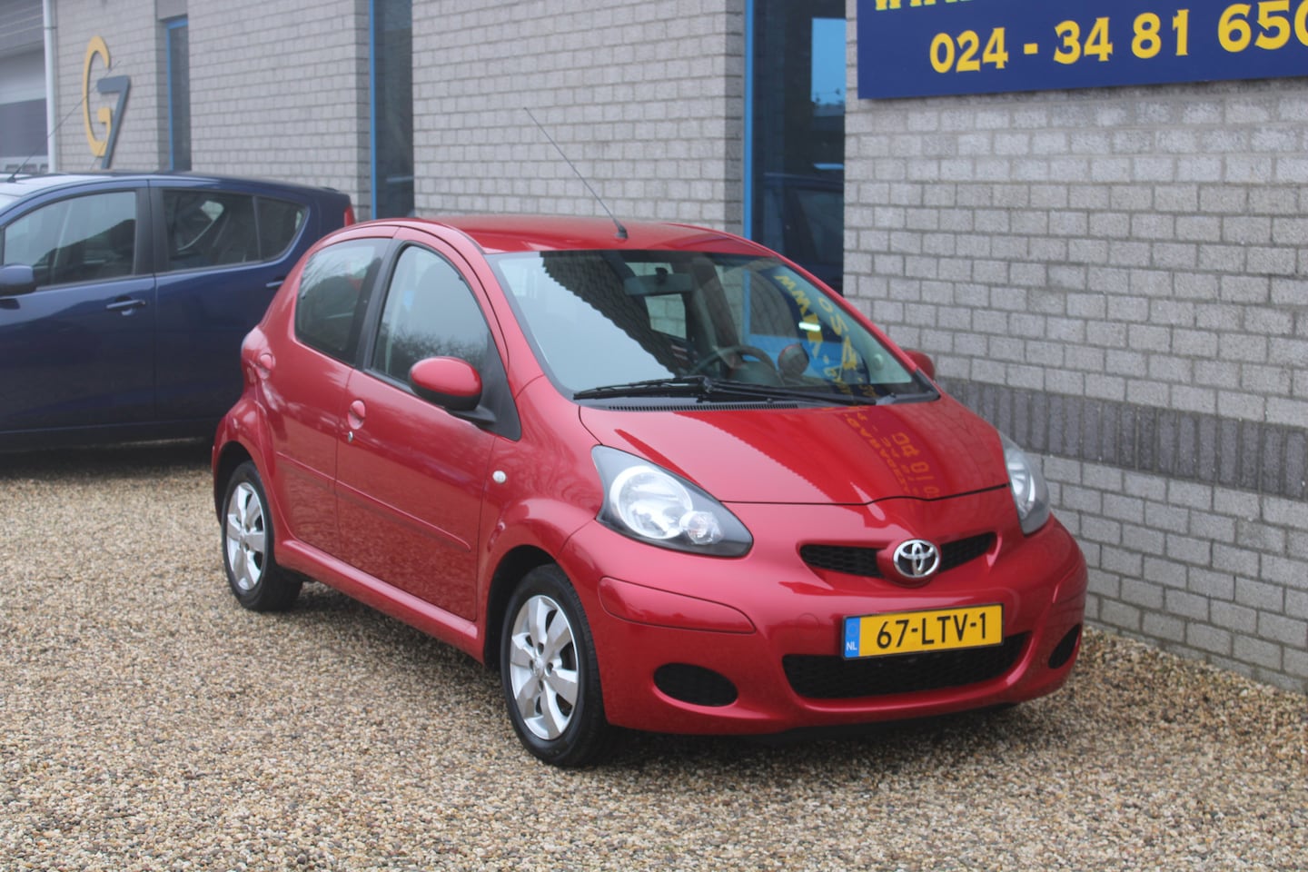 Toyota Aygo - 1.0-12V Aspiration Red Airco - AutoWereld.nl