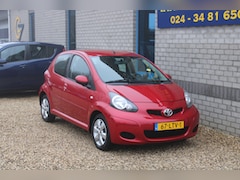 Toyota Aygo - 1.0-12V Aspiration Red Airco